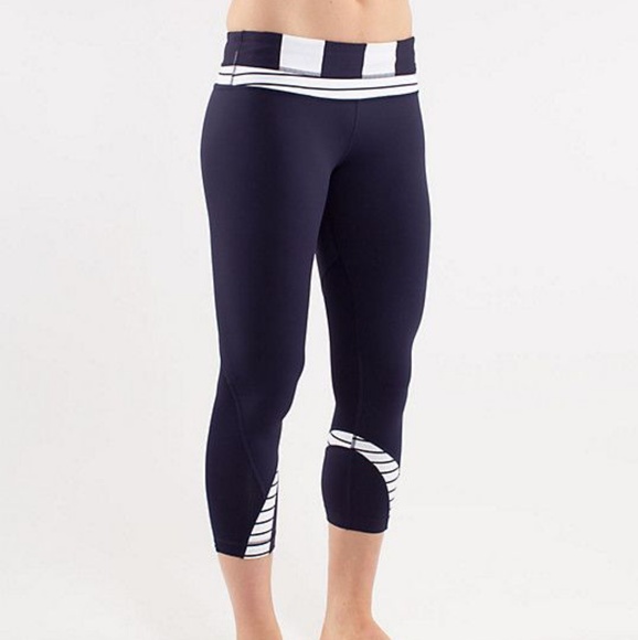 lululemon athletica Pants - Lululemon inspire crop indigo quiet stripe